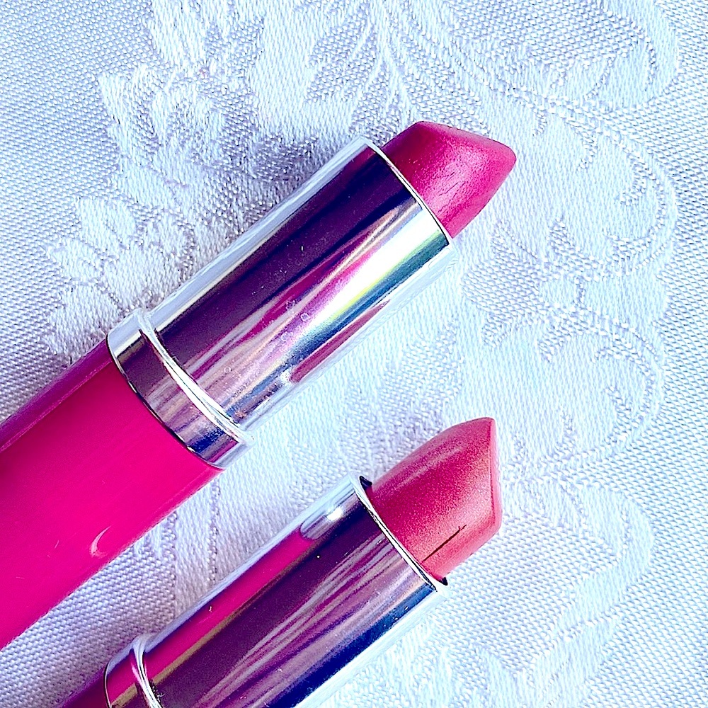 Clinique set of 2 lipsticks.  Full size.